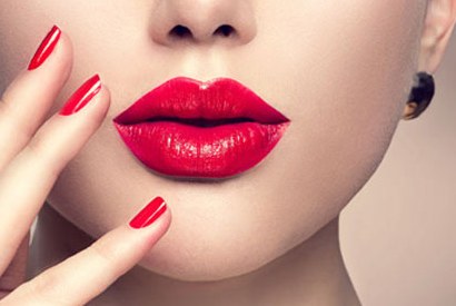 Permanent Make-Up: Lippen und Lidstrich